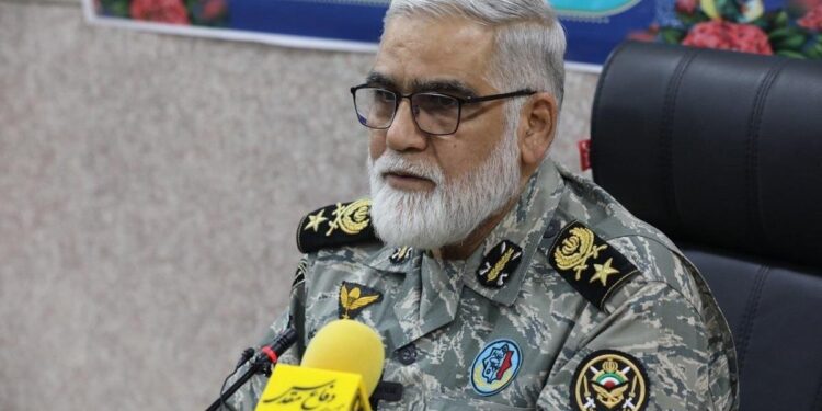 ببینید | روایت امیر پوردستان از تشر رهبرانقلاب پس از شنیدن گزارش فرماندهان در مورد تسلط داعش در منطقه