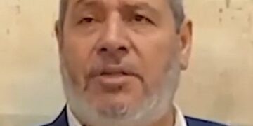 خلیل الحیه در انظار عمومی ظاهر شد