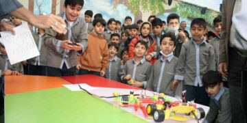 رباتیک مدرسه؛ آموزش فناوری به زبان ساده